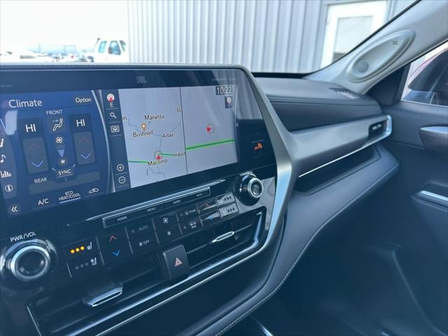 2021 Toyota Highlander Hybrid Platinum