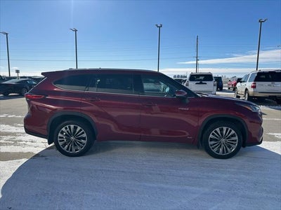 2021 Toyota Highlander Hybrid Platinum