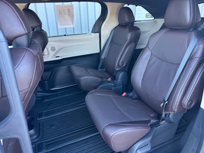 2024 Toyota Sienna Platinum