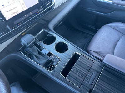 2024 Toyota Sienna Platinum