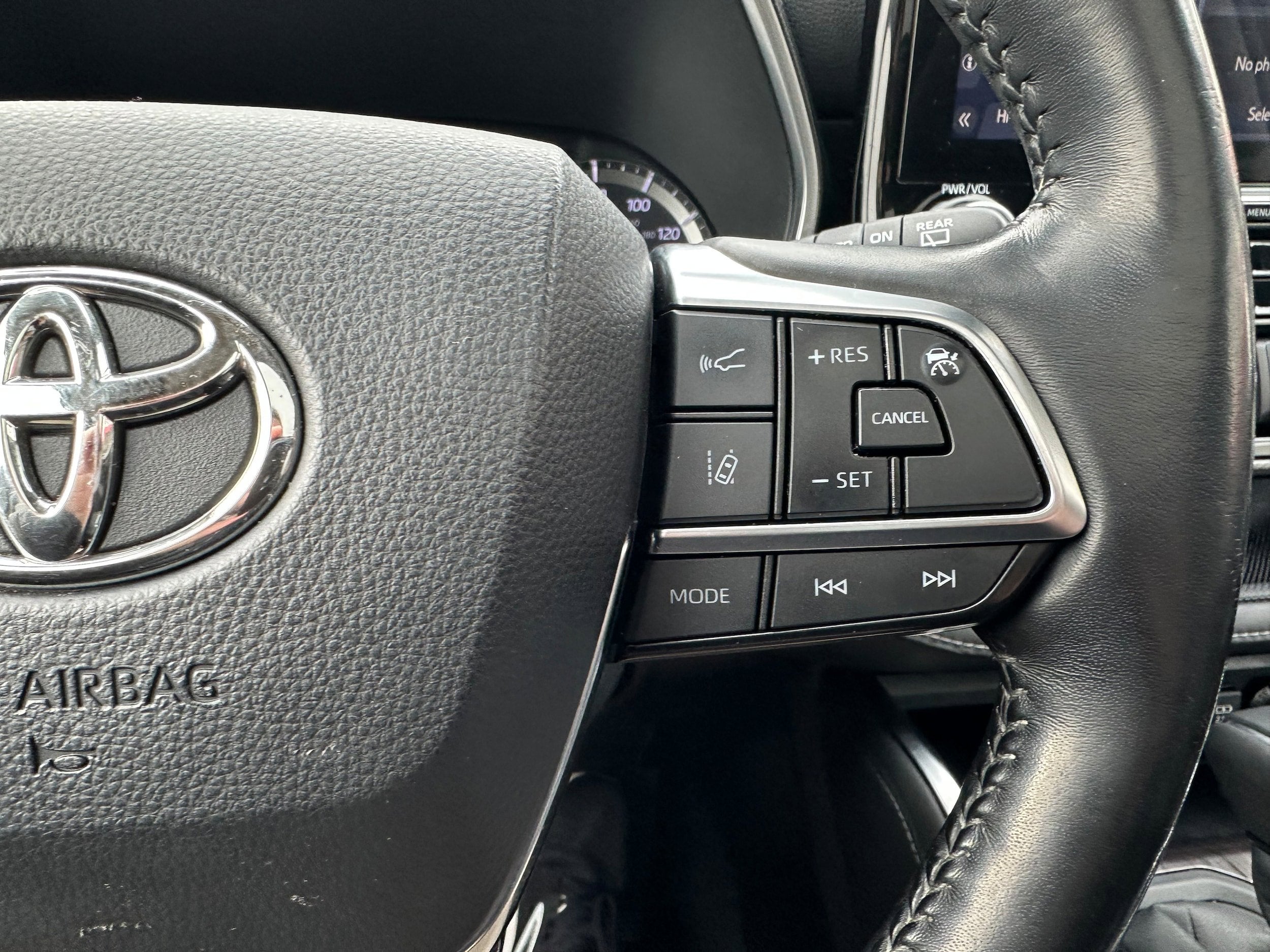 2020 Toyota Highlander Platinum