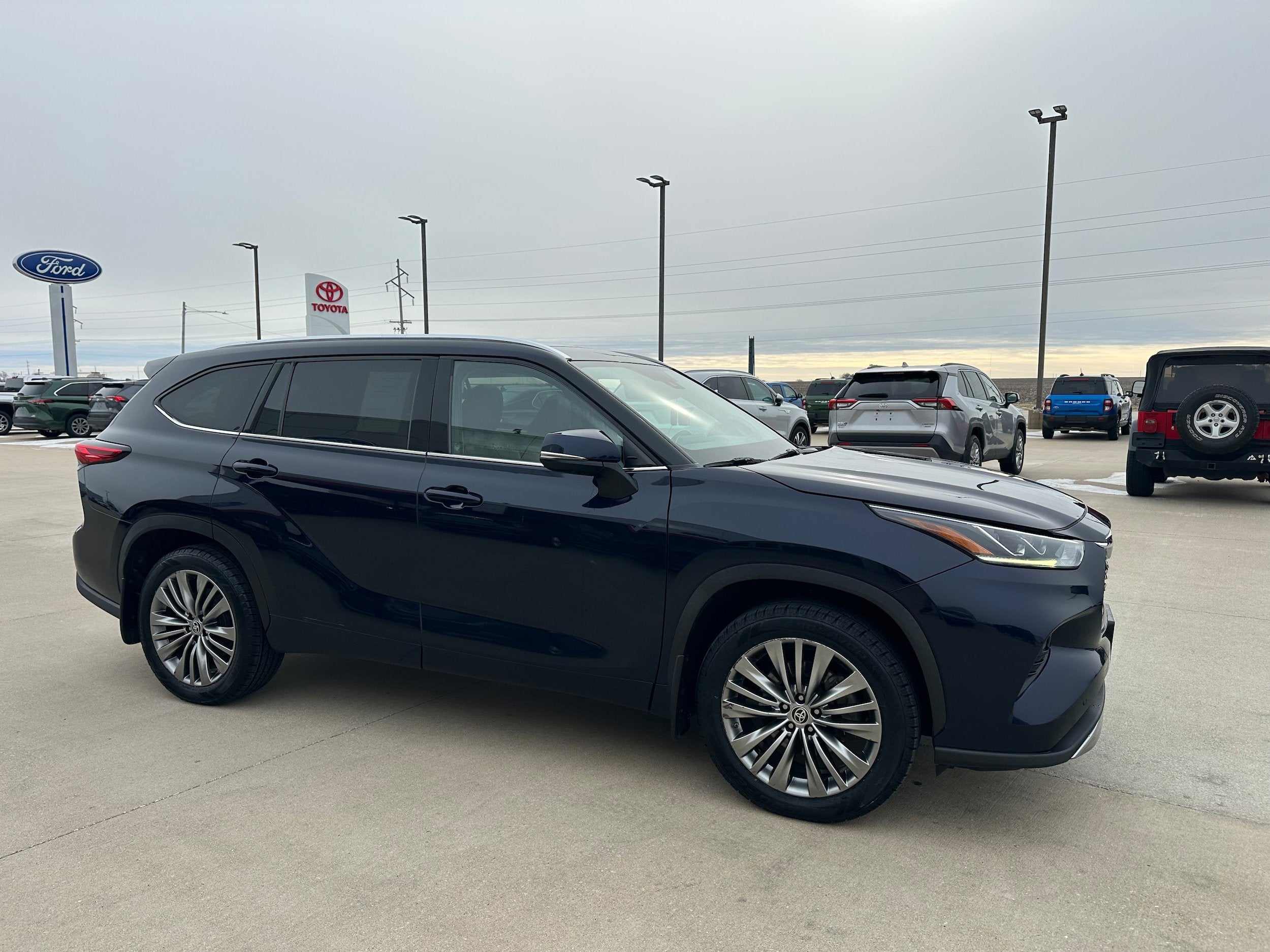 2020 Toyota Highlander Platinum