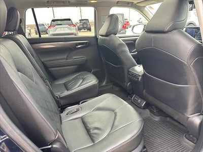 2020 Toyota Highlander Platinum