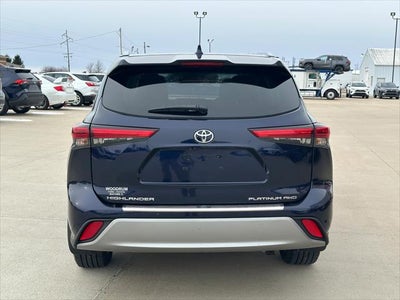 2020 Toyota Highlander Platinum
