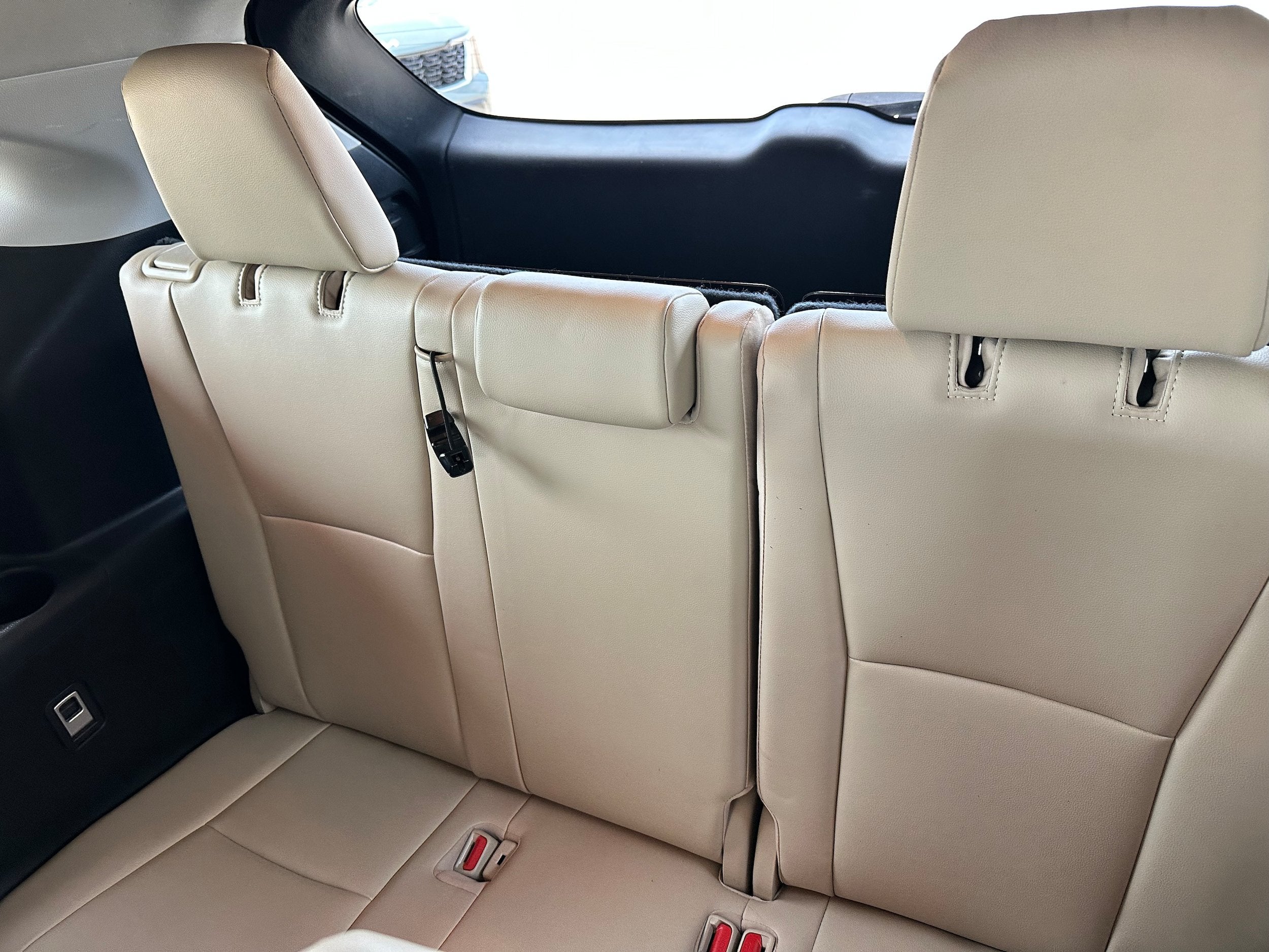 2022 Toyota Highlander Base