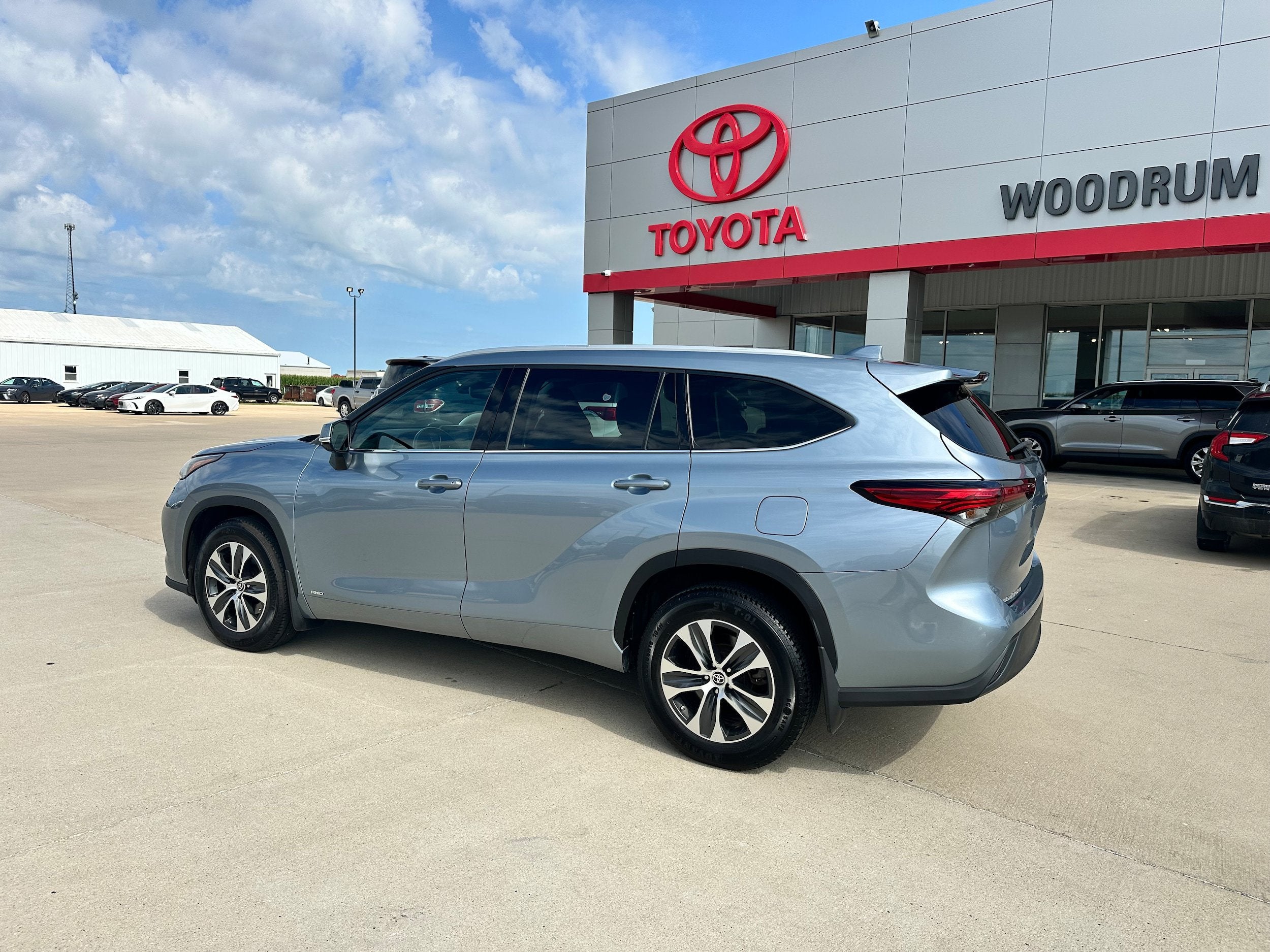 2022 Toyota Highlander Base