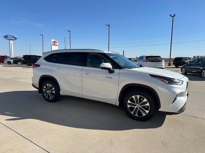 2021 Toyota Highlander Hybrid XLE