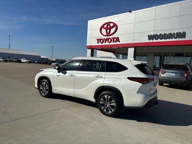 2021 Toyota Highlander Hybrid XLE