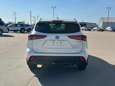 2021 Toyota Highlander Hybrid XLE