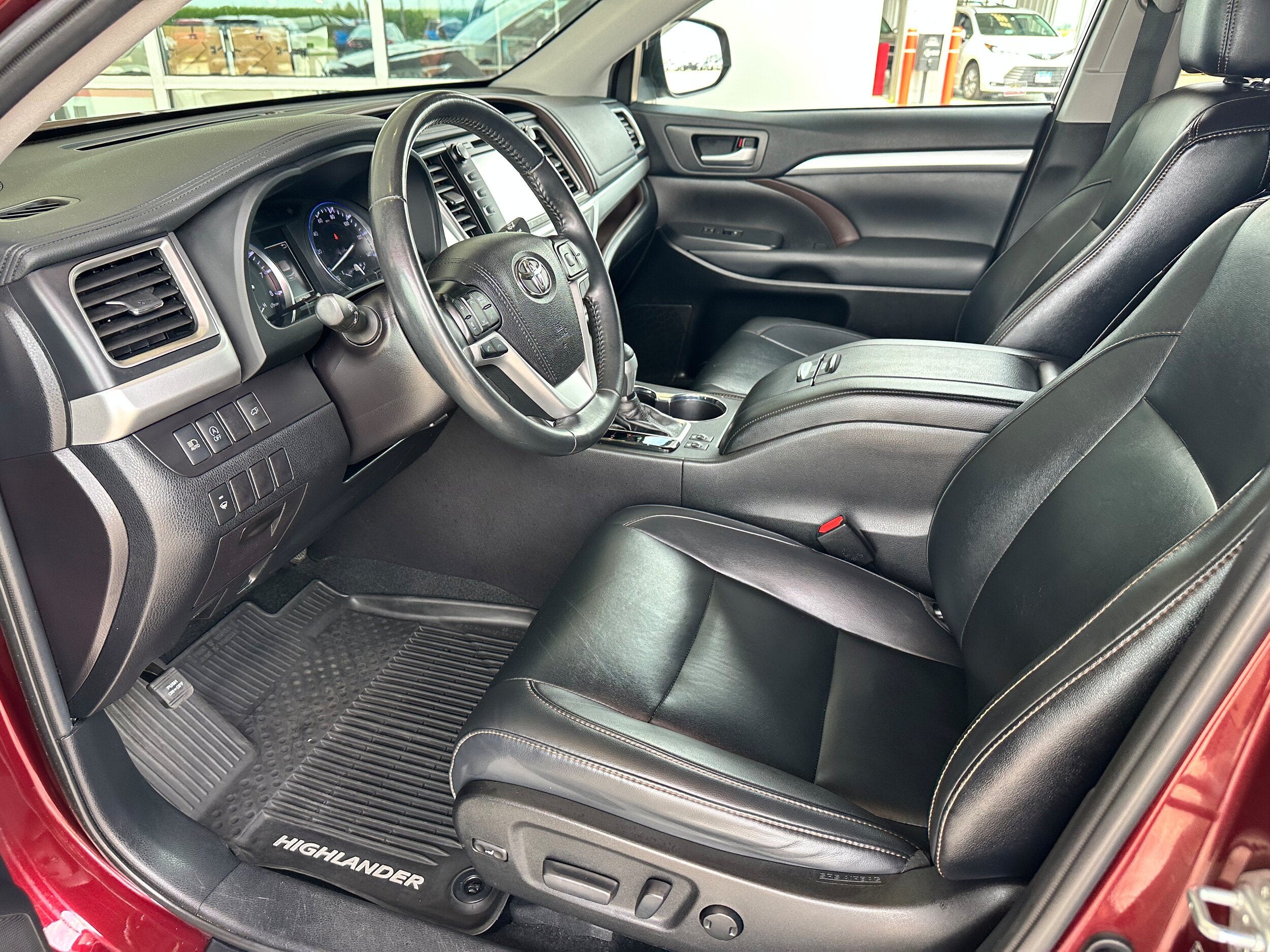 2019 Toyota Highlander Base