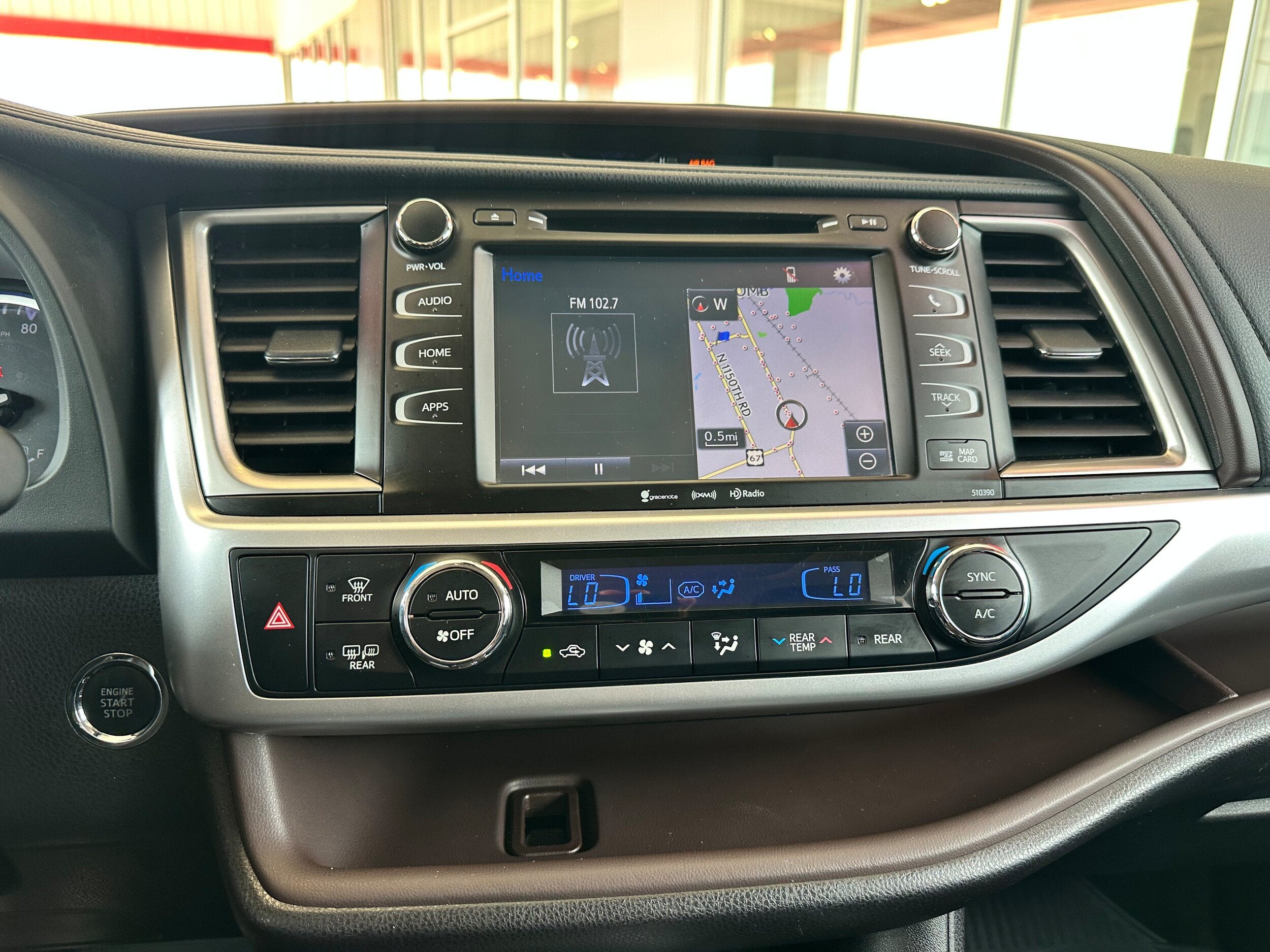 2019 Toyota Highlander Base
