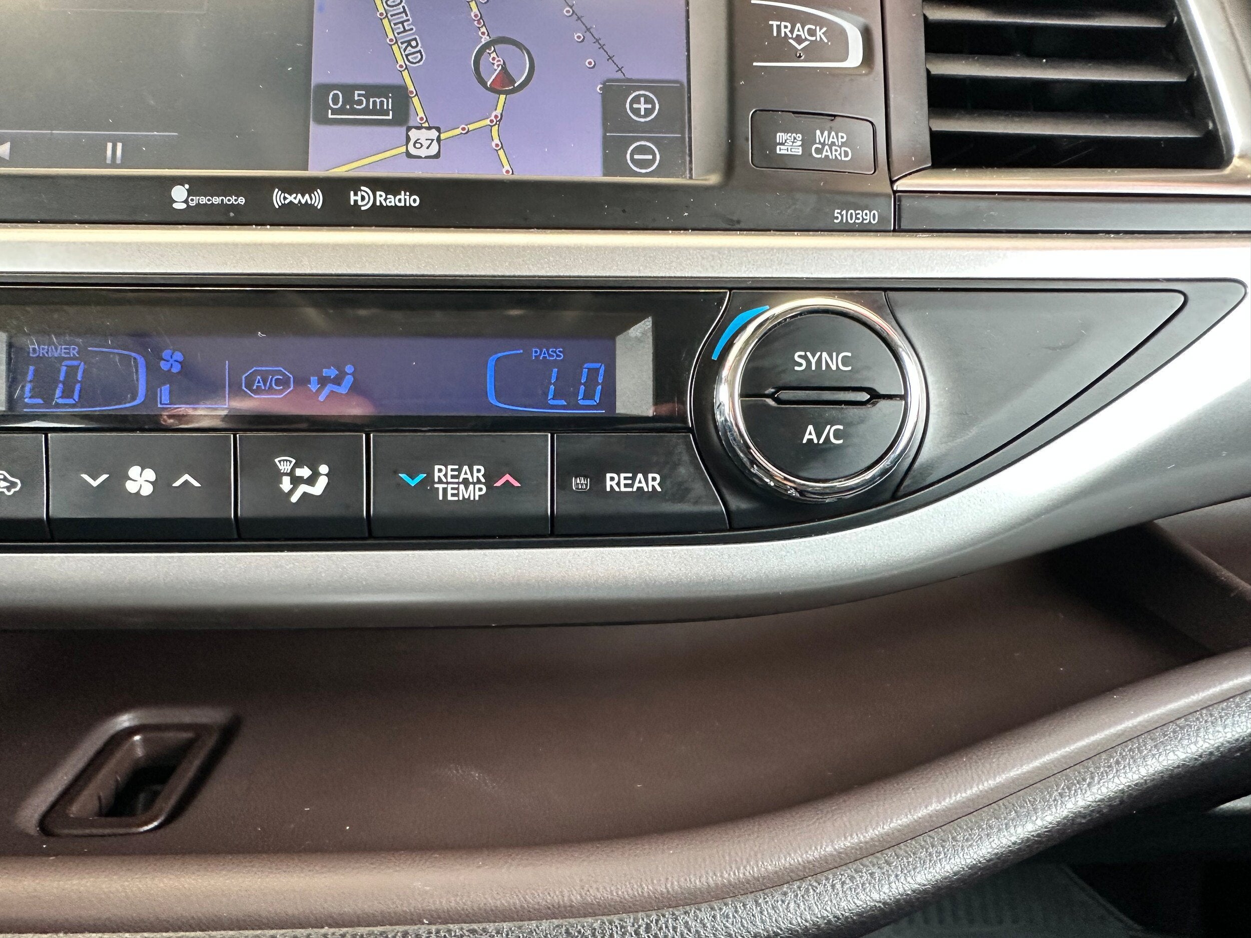 2019 Toyota Highlander Base