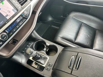 2019 Toyota Highlander Base