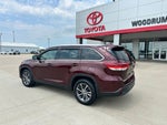 2019 Toyota Highlander Base