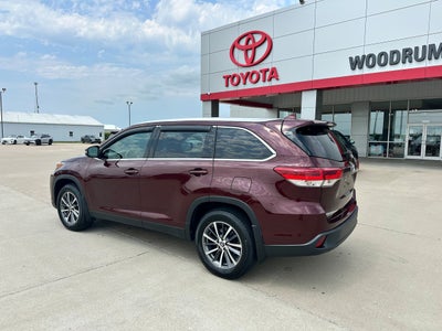 2019 Toyota Highlander Base