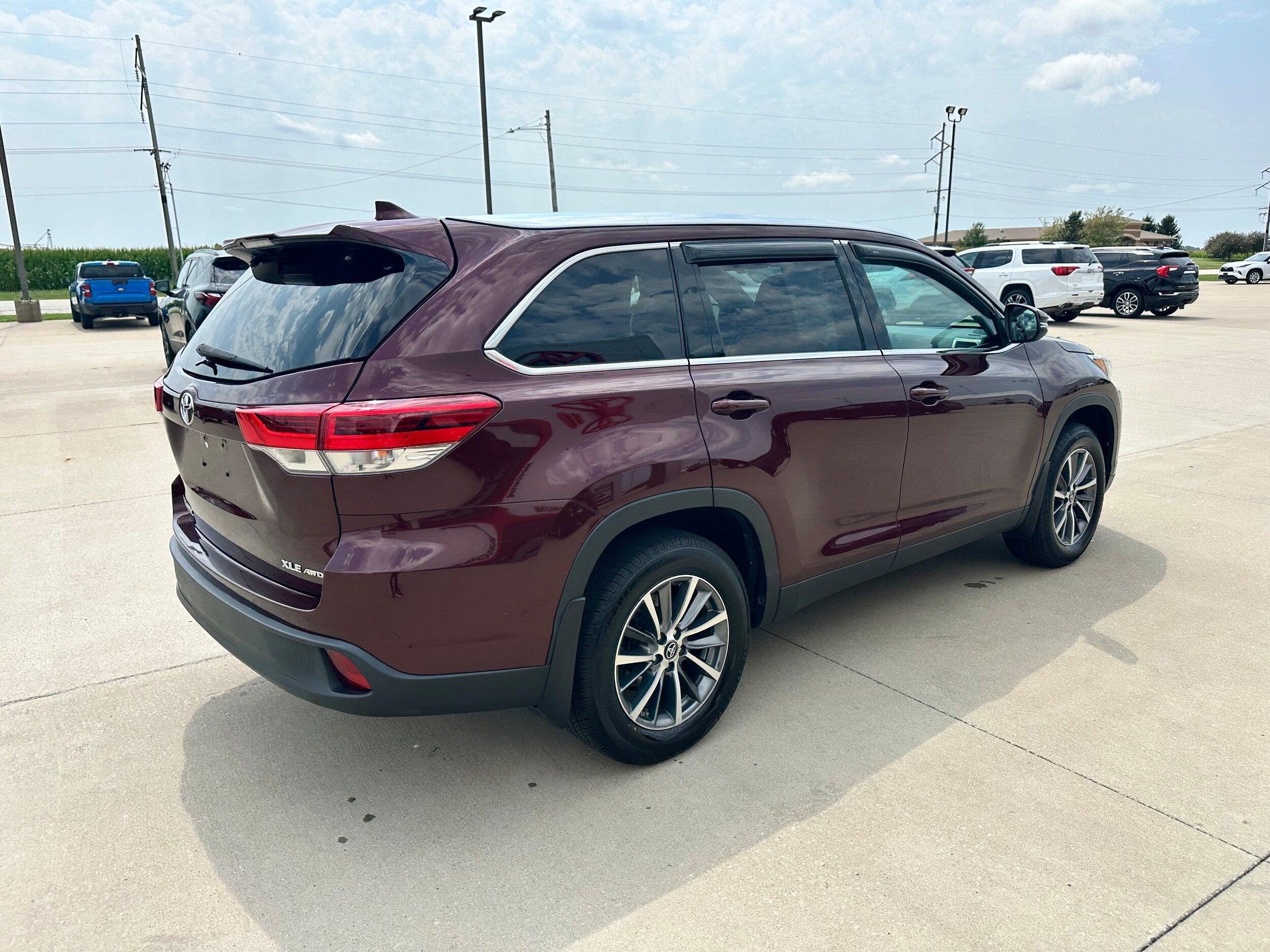 2019 Toyota Highlander Base
