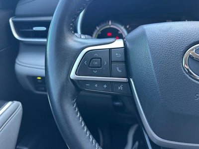 2024 Toyota Highlander Base