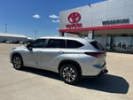 2024 Toyota Highlander Base