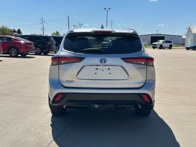 2024 Toyota Highlander Base
