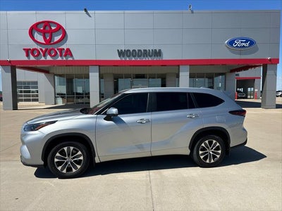2024 Toyota Highlander Base