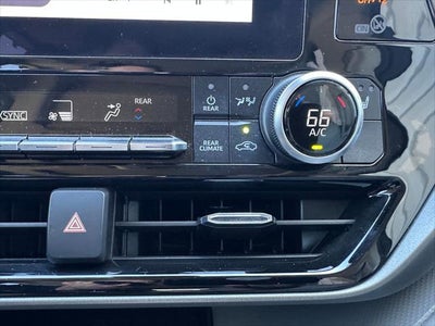 2024 Toyota Highlander Base