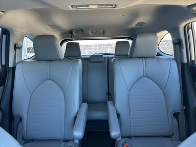 2024 Toyota Highlander Base