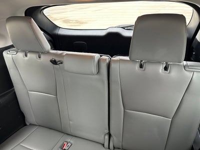 2023 Toyota Highlander Base