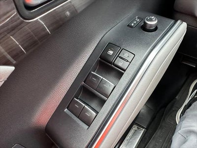 2023 Toyota Highlander Base