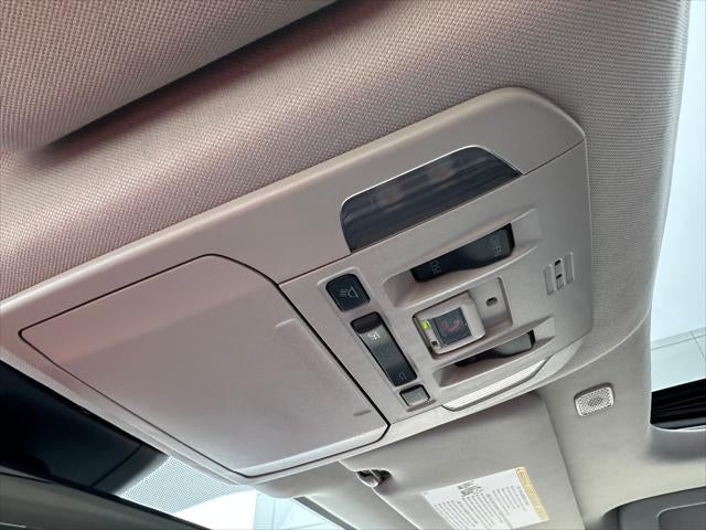 2023 Toyota Highlander Base