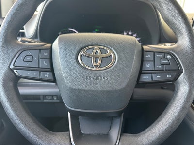 2024 Toyota Sienna LE