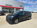 2024 Toyota Sienna LE