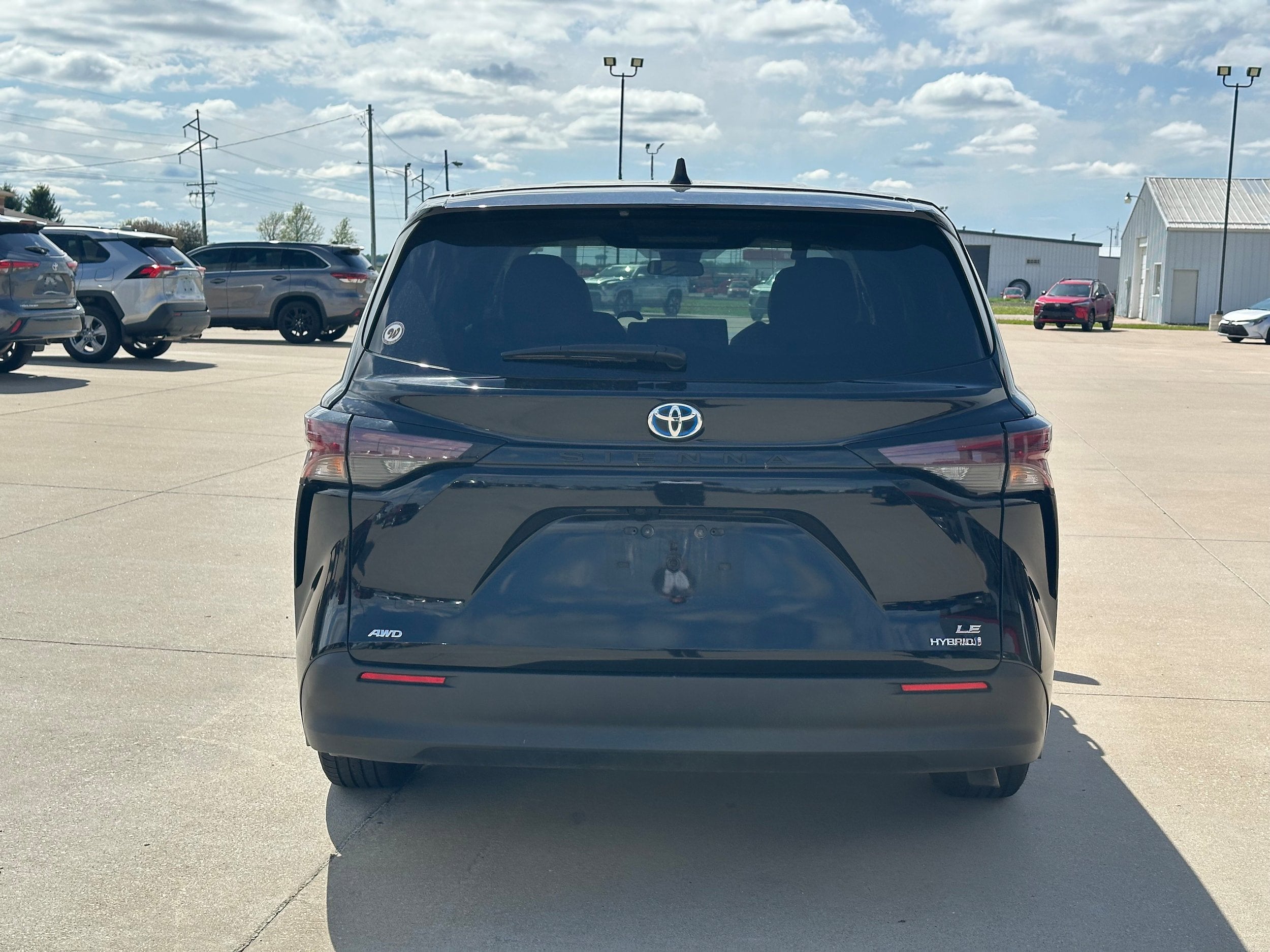 2024 Toyota Sienna LE