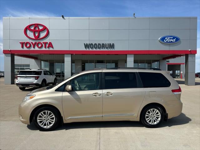 2013 Toyota Sienna Base