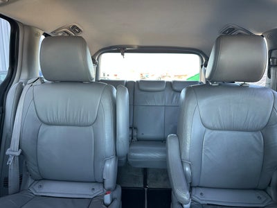 2010 Toyota Sienna Base