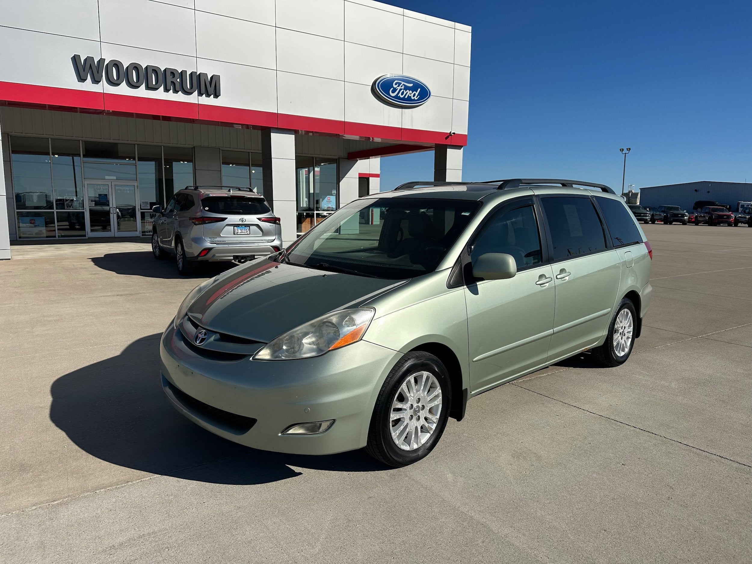 2010 Toyota Sienna Base