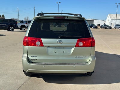 2010 Toyota Sienna Base