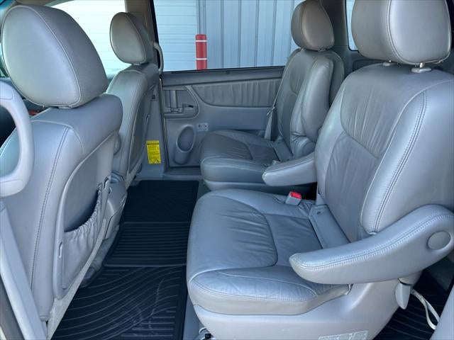 2010 Toyota Sienna Base