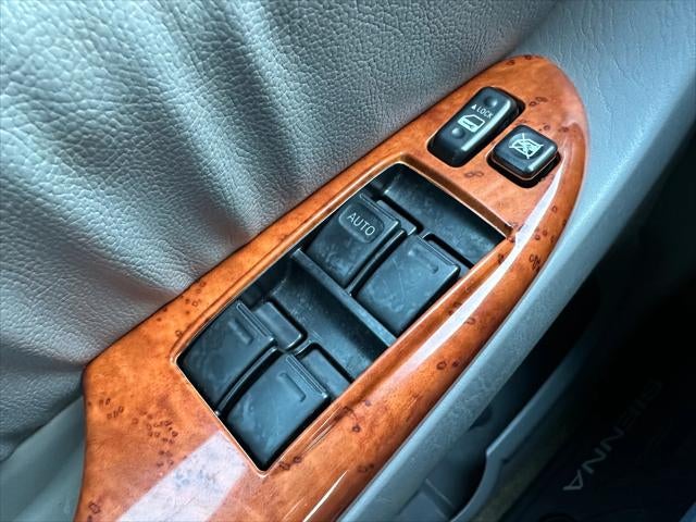 2010 Toyota Sienna Base