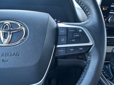 2022 Toyota Sienna XLE