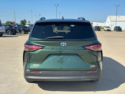 2022 Toyota Sienna XLE
