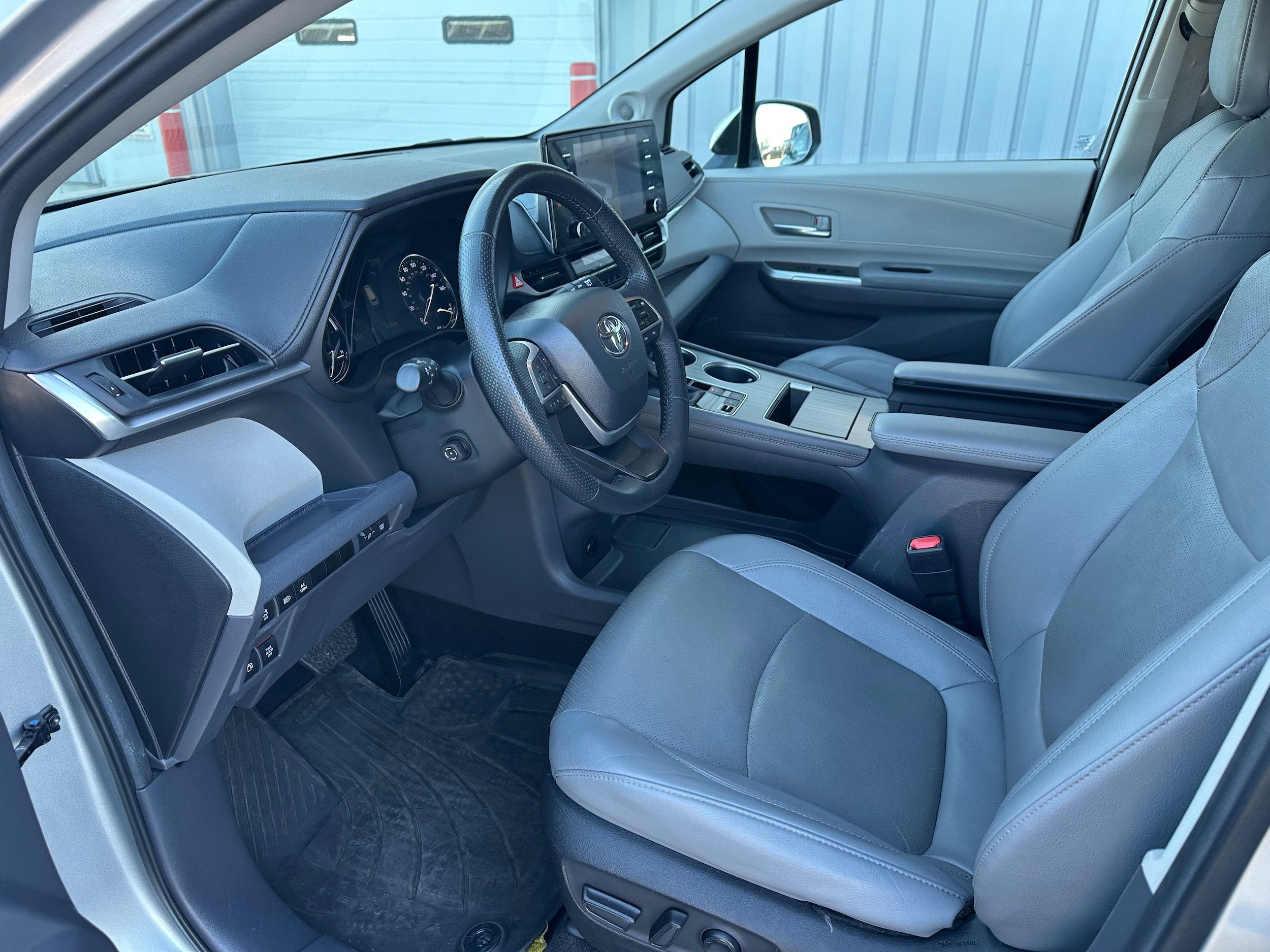 2024 Toyota Sienna Limited