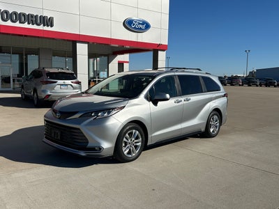 2024 Toyota Sienna Limited