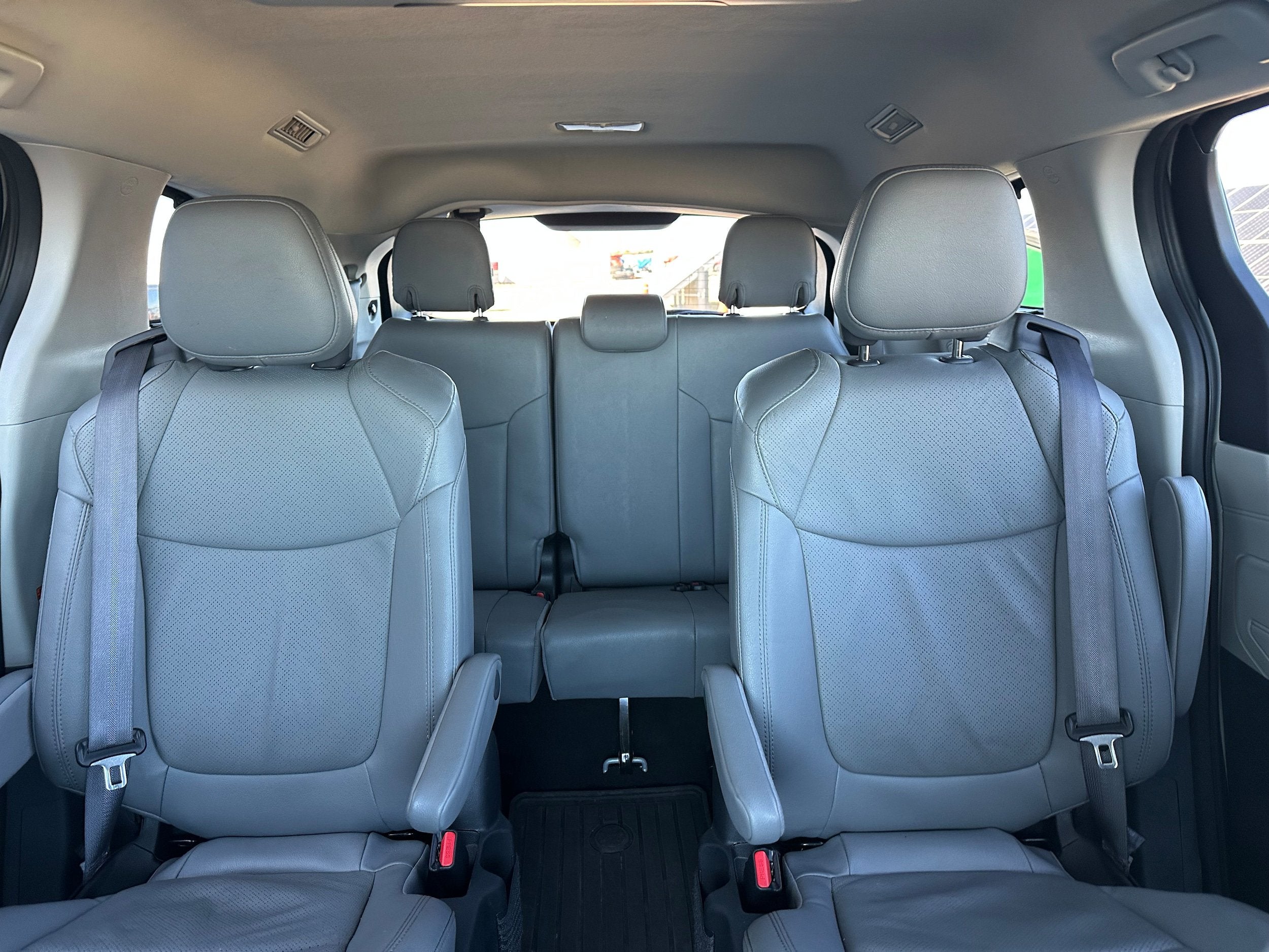 2024 Toyota Sienna Limited