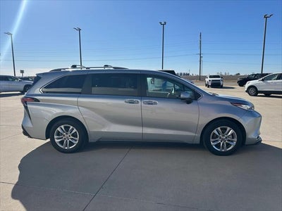 2024 Toyota Sienna Limited