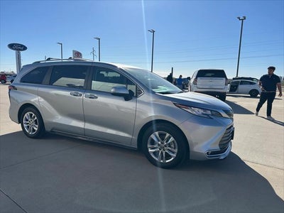 2024 Toyota Sienna Limited