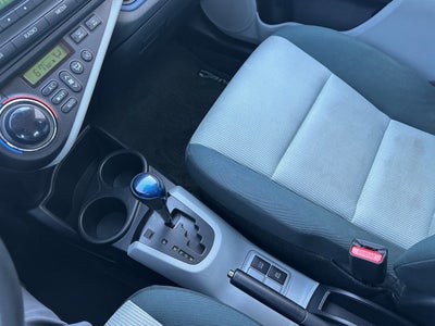 2012 Toyota Prius c Base
