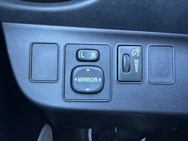 2012 Toyota Prius c Base