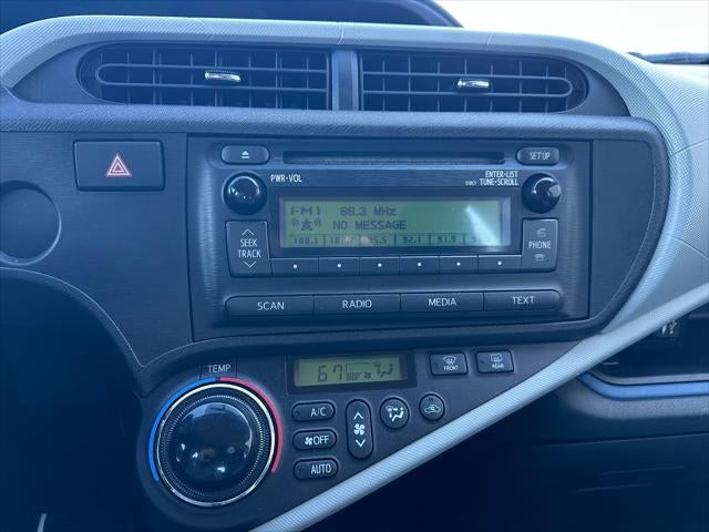 2012 Toyota Prius c Base