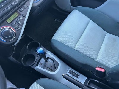 2012 Toyota Prius c Base