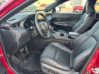 2023 Toyota Venza Base